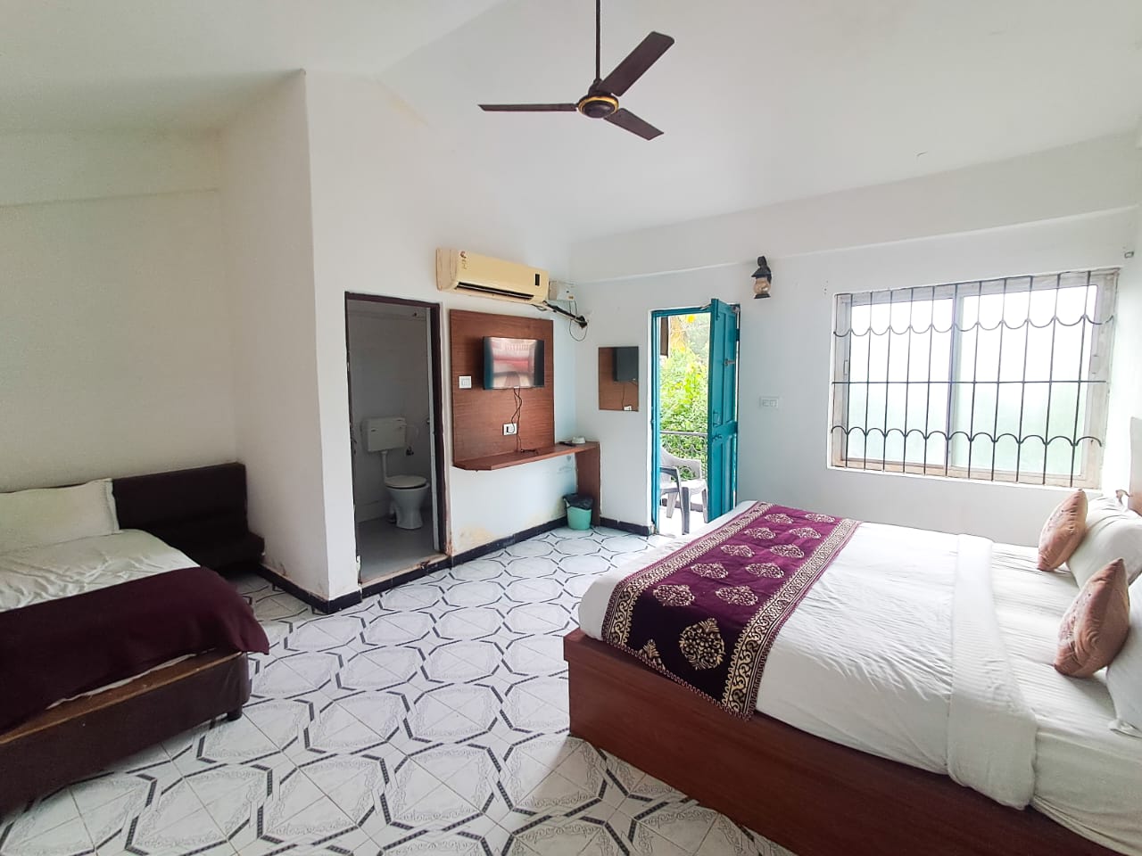 Room 19
